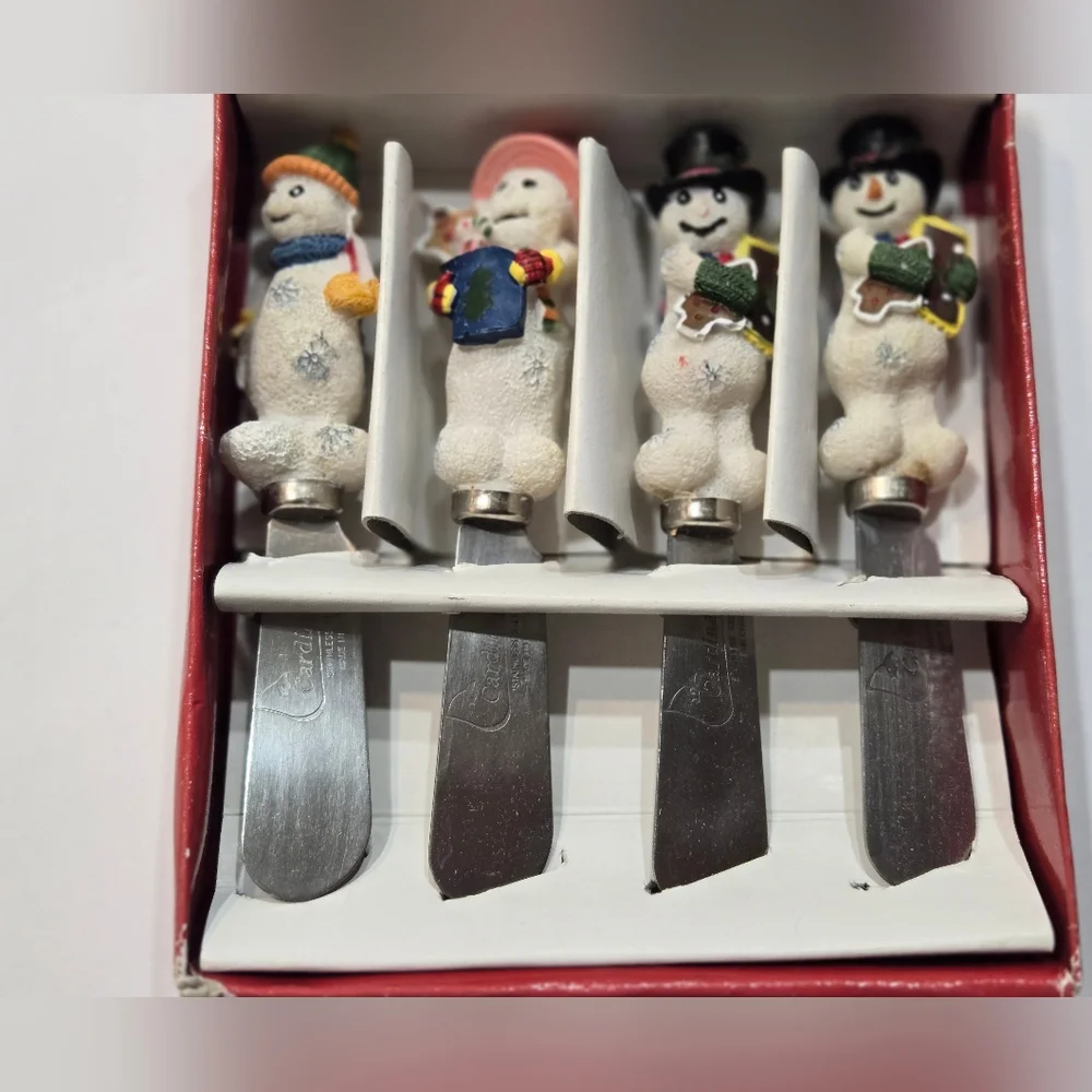 Cardinal Inc. Gourmet Cheese Spreaders Snowmens